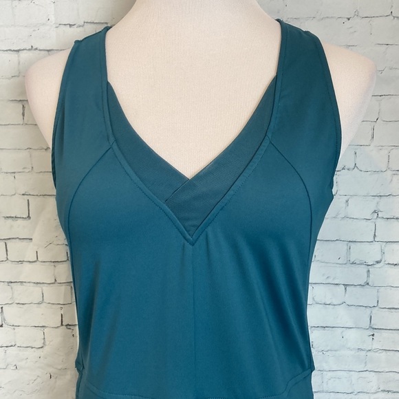 TITLE NINE- Freelance Dress Solid Fit& Flare V Neck Romper Athletic Gorp Skort - Picture 5 of 16